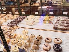 -秋田满满烘焙店