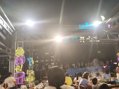 -渔家火锅·海鲜自助餐·演艺(亚龙湾天域酒店)