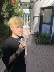 -AYO SALON
