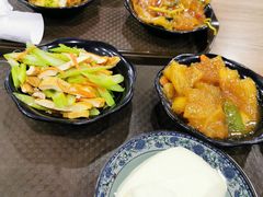 -小梅园饭堂(东方路店)