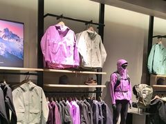 -凯乐石KAILAS(万国奥特莱斯店)