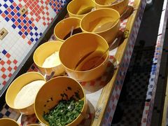 自助调料区-疆牛出栏·潮汕牛肉火锅(德汇万达店)