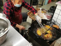 -半月镰胡姐脆皮萝卜饺子