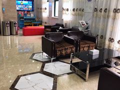 -茂菊口腔连锁(浦东南路店)