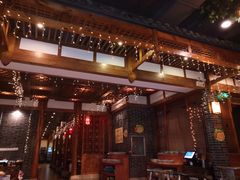 -百年川椒重庆老火锅(光谷店)