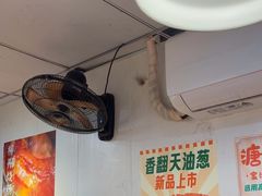 -柳州肥姨妈大骨螺蛳粉(东靖路店)
