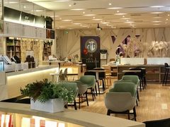 -新华书店(保利水城店)