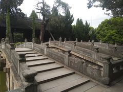 -汇龙潭