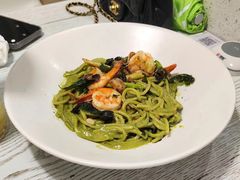 杜松子罗勒鲜虾面-娜娜家•Nana's restaurant (南开大悦城店)