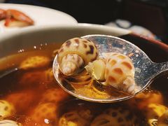 古越陈酿煮花螺-杭州西子湖四季酒店·金沙厅
