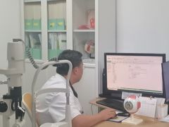 -大连何氏眼科医院