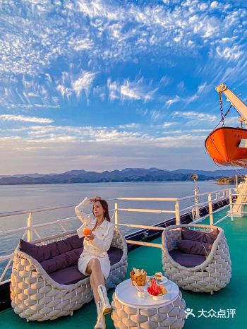 千岛湖游艇上看落日，氛围感拉满️️