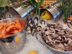 -怡聚轩全日制自助餐厅(大中华喜来登酒店)