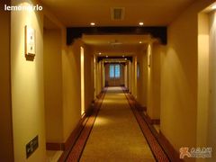 -月亮河温泉度假酒店