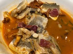 臭黄鱼烧鸡油菌-皖宴(合肥店)