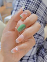 -UGIRL有个美甲