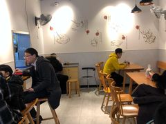 大堂-梦花街馄饨店(中华苑店)