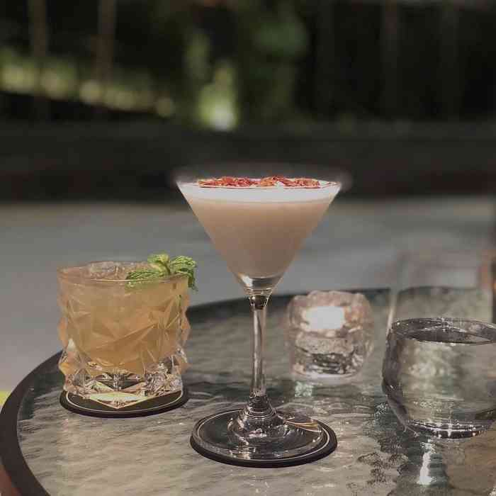 hehe·bar (新光天地店)-"一直觉得温江是没有酒吧的,几个朋友过来大.