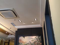 -星巴克臻选(威海威高广场店)