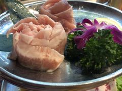 -青瓦炭韩潮烤肉(花园道店)