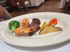 -马克西姆俄罗斯餐厅(通亚街店)