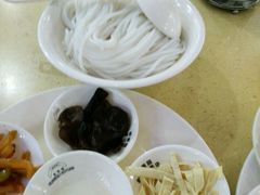 -桥香园云南过桥米线(金马碧鸡店)