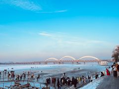 -人民防洪胜利纪念塔