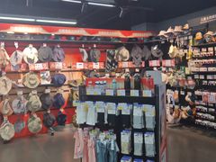 -迪卡侬(西三旗店)