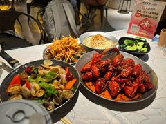 -巴厘龙虾·榜首油焖大虾(音乐学院·沿江酒馆店)