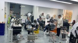 -茶发Salon·烫发染发理发