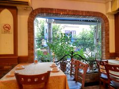 -维吾尔餐厅(宜山路店)