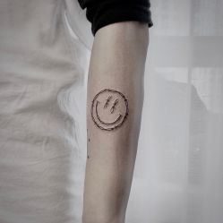 -明星刺青·洗纹身