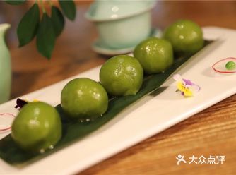 主料：糯米粉500克、澄面100克、砂糖150克、猪