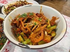 -辣螃铠盆盆蟹大排档(海昌店)