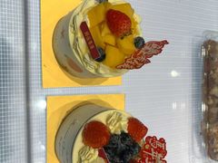 -红跑车(凤凰广场店)