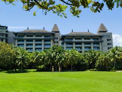 -海南清水湾莱佛士酒店