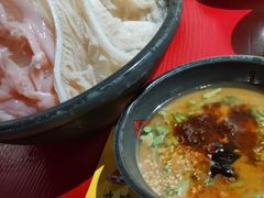 -谭鸭血老火锅(万象九宜城店)