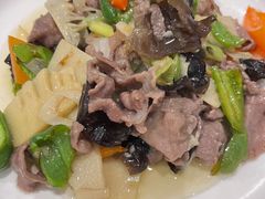 -犇逸·乐山跷脚牛肉·四川现炒(览海店)