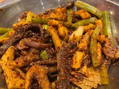 -嘎嘎鸭下巴·爆辣干锅(明教寺店)