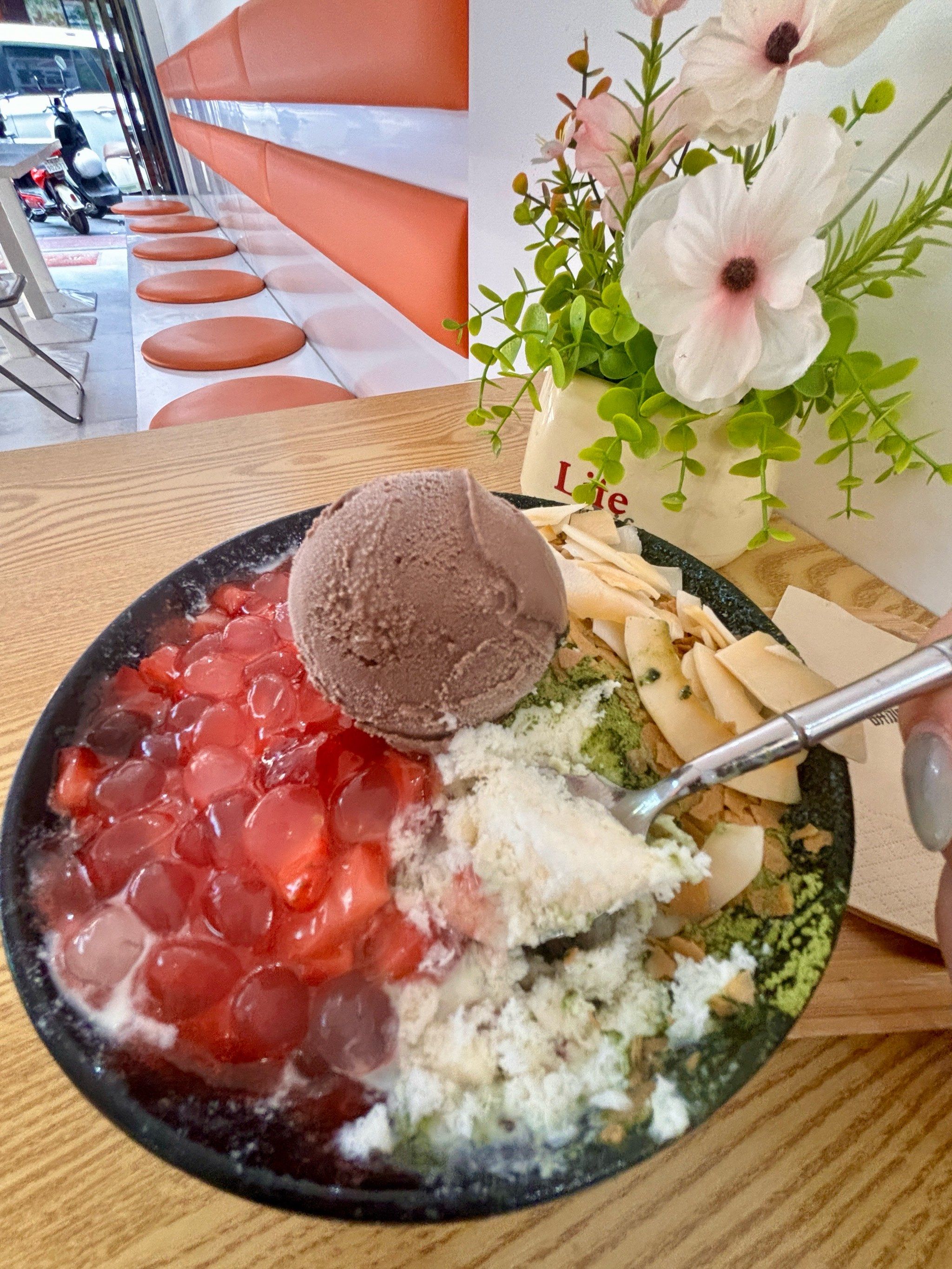 来大姨妈也要去吃的牛奶冰🍧