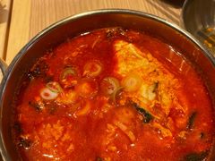 辣牛肉汤-梨花牛肉汤饭(仁恒伊势丹店)