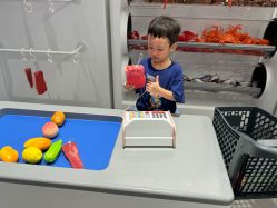 -MINI MARS KIDS CLUB亲子家庭中心(长宁天山店)
