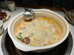 -菌山里·野生菌猪肚包鸡(阳光花园店)
