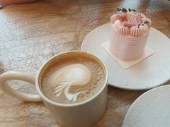 -玲婧胡同·生日蛋糕·餐厅(嘉里城店)