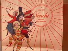 -VENCHI 闻绮(上海佛罗伦萨小镇店)