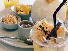 芒果雪冰-Cheevit Cheeva(Sirimangkalajarn)