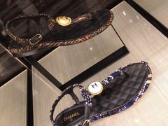-Chanel(德基广场店)