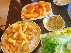 炸馒头片带臭豆腐-芦月轩羊蝎子(北蜂窝店)