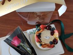 -山与蓝·轻糖鲜果蛋糕(勒泰店)