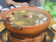 石橄榄炖鸡-洪大厨鸡煲(福田店)